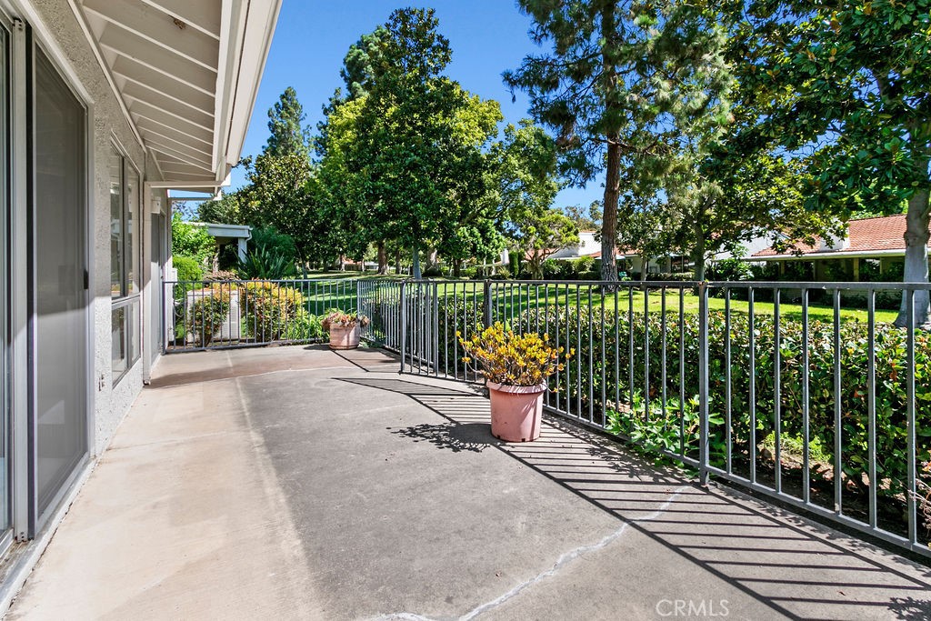 5543 Avenida Sosiega W A