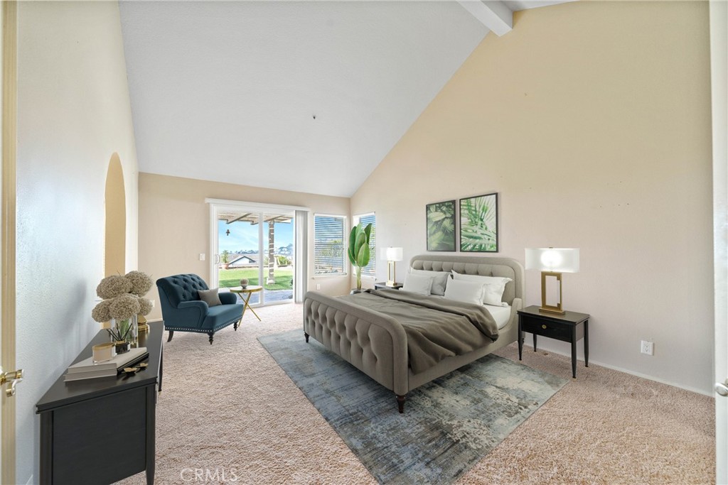 2846 W Calle Esteban