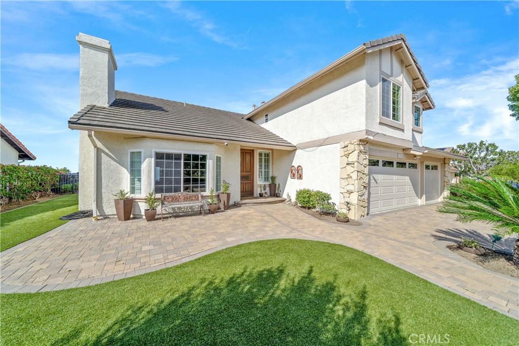 2846 W Calle Esteban