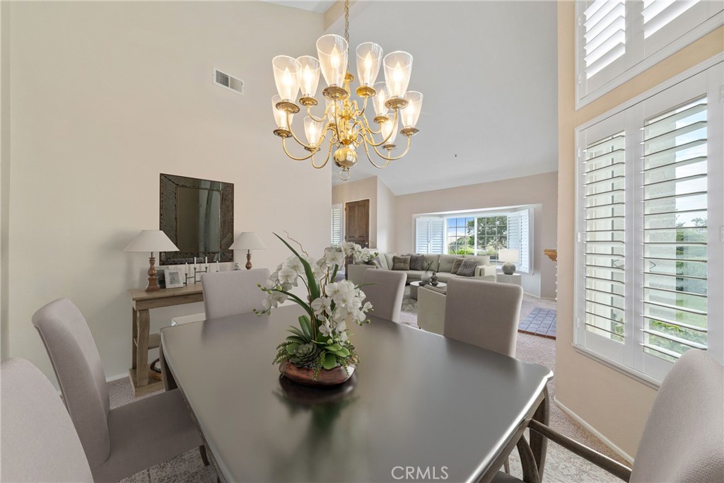 2846 W Calle Esteban