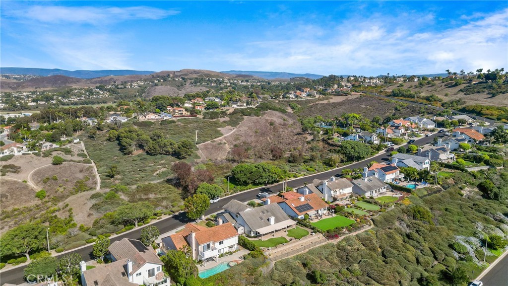 2846 W Calle Esteban