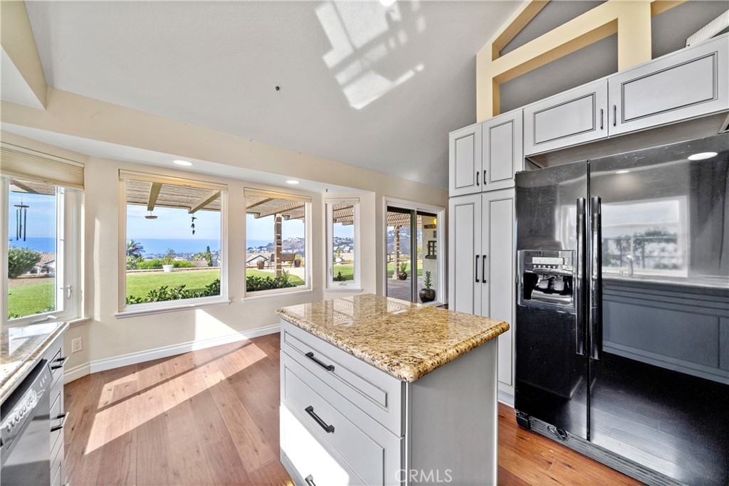 2846 W Calle Esteban