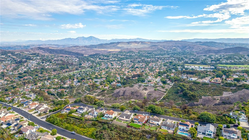 2846 W Calle Esteban