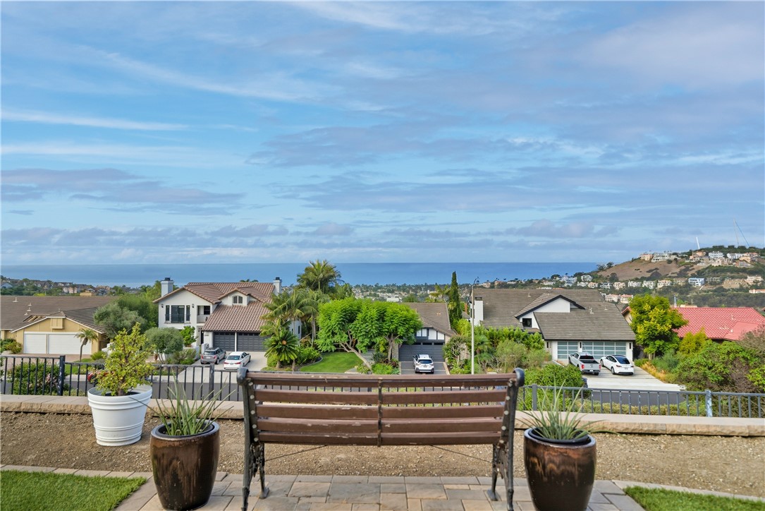 2846 W Calle Esteban