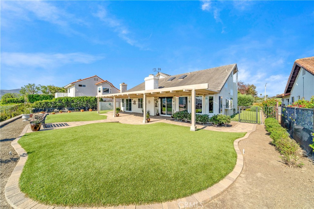 2846 W Calle Esteban