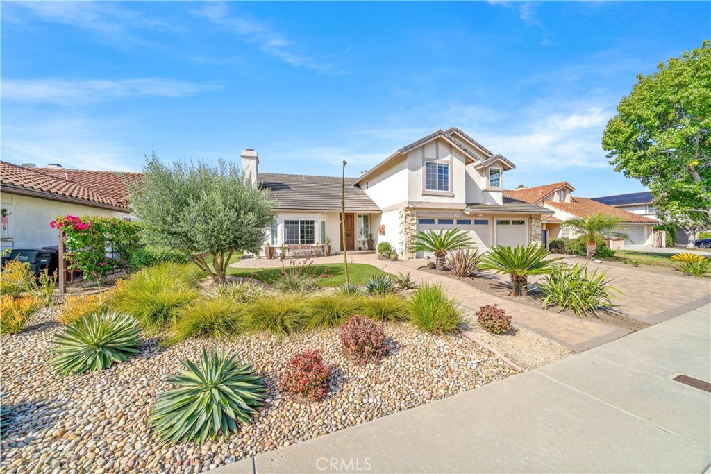 2846 W Calle Esteban