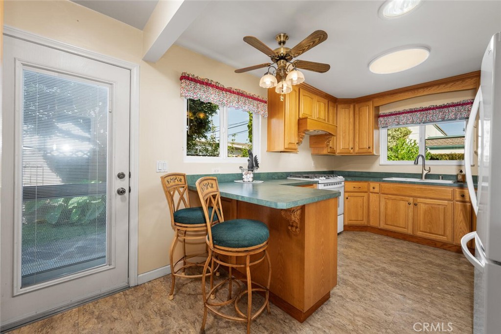 6891 Stanford Avenue