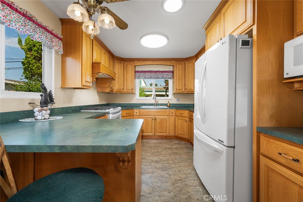 6891 Stanford Avenue