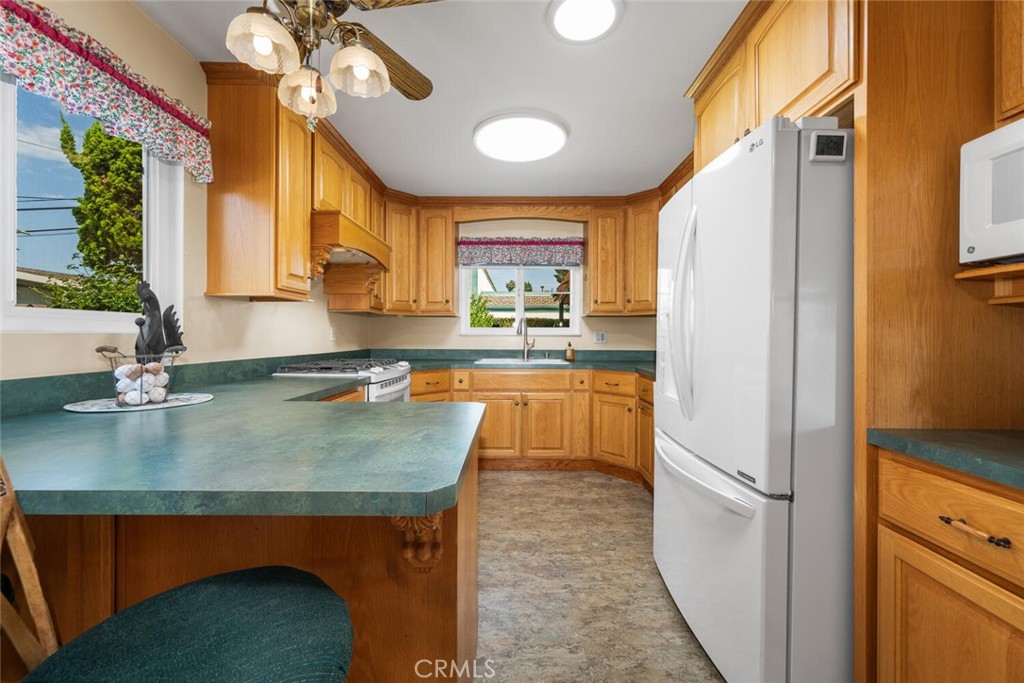 6891 Stanford Avenue