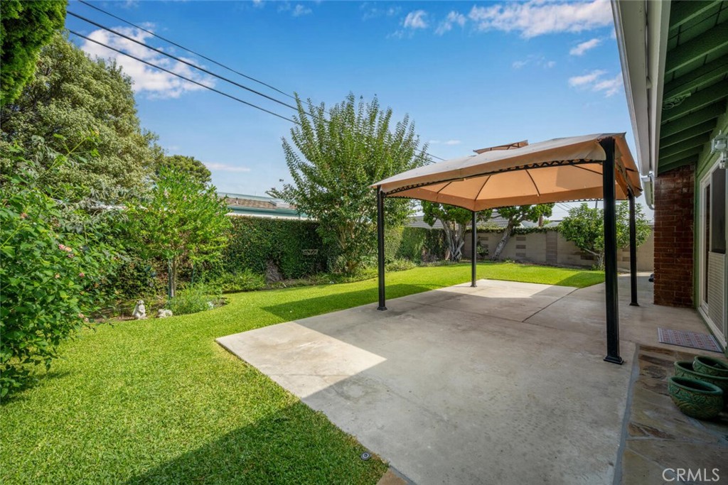 6891 Stanford Avenue