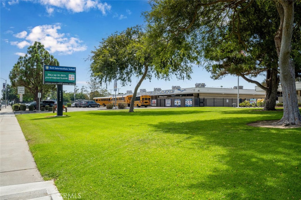 6891 Stanford Avenue