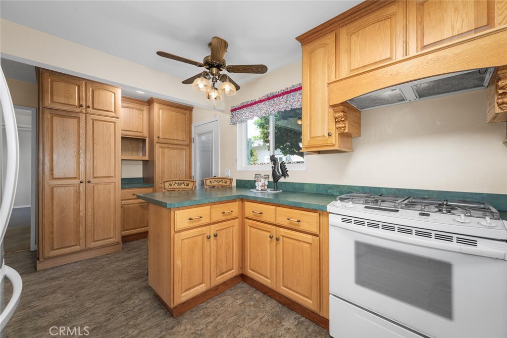 6891 Stanford Avenue