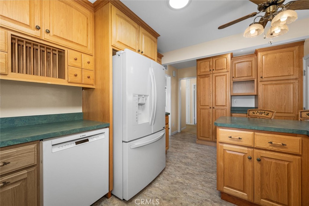 6891 Stanford Avenue