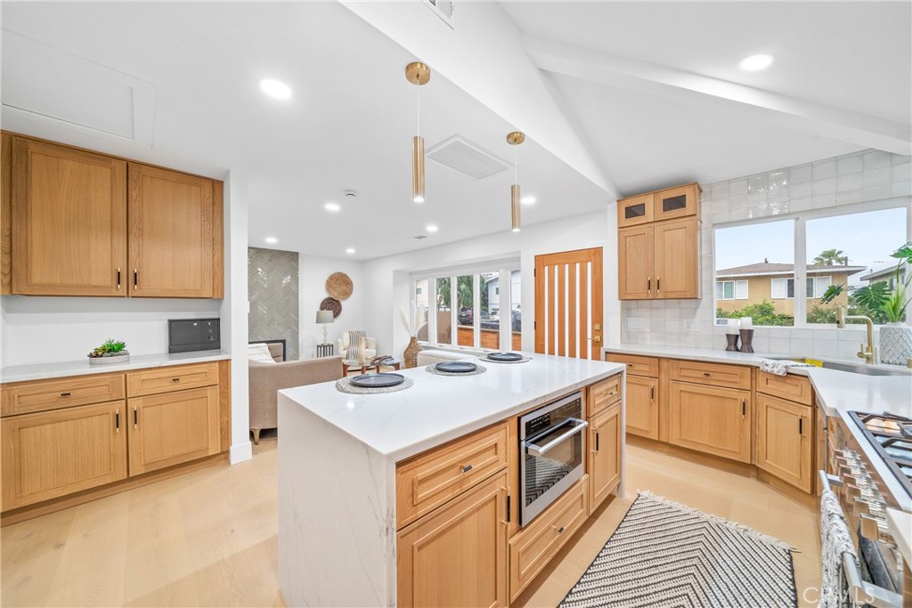 34021 La Serena Drive