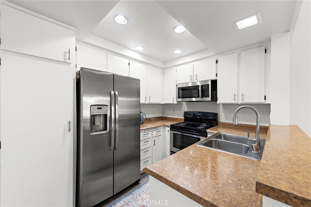 26166 Los Viveros 222