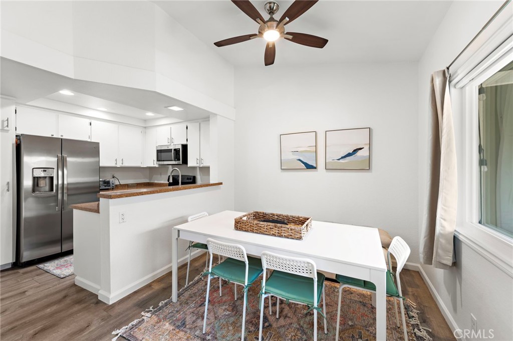 26166 Los Viveros 222