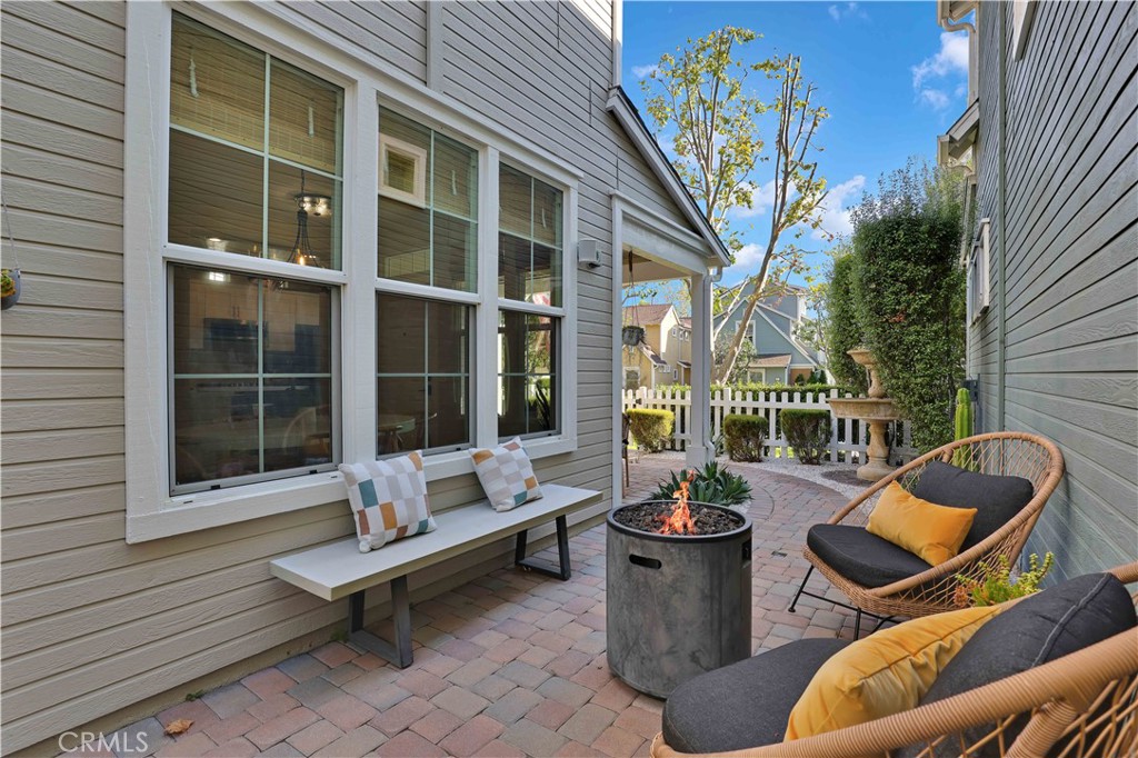 10 Wood Barn Road