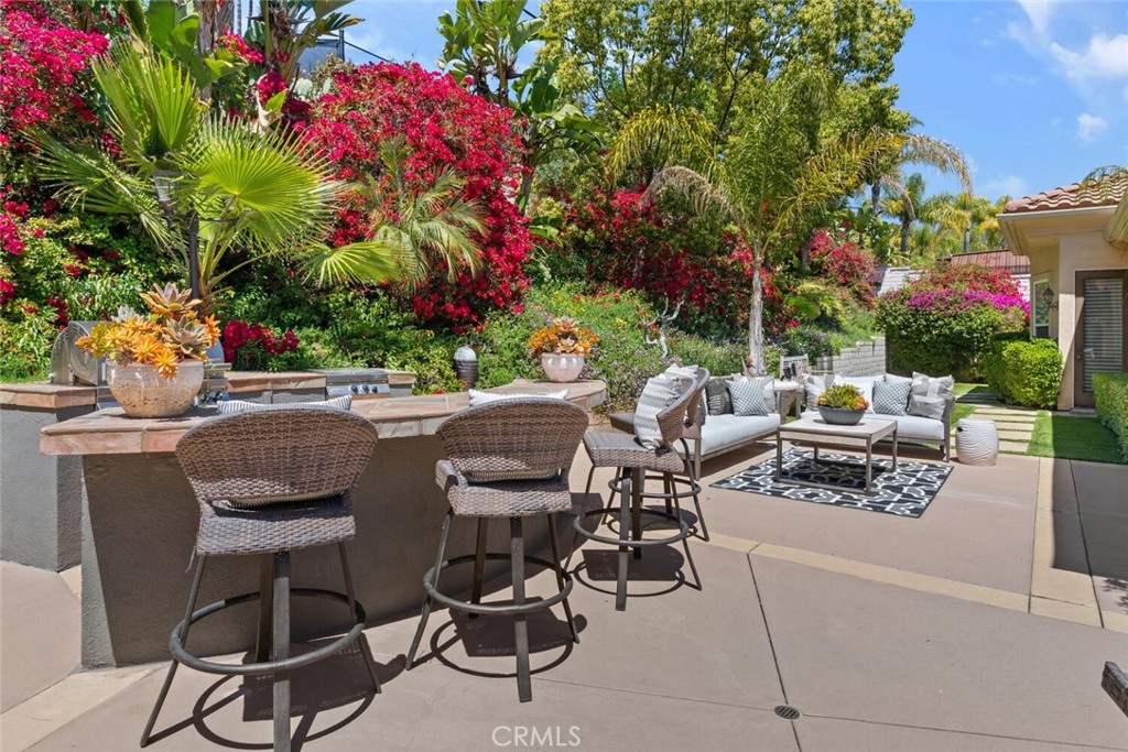 11823 Willard Avenue