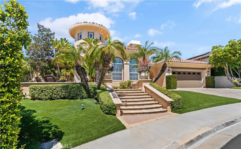 11823 Willard Avenue