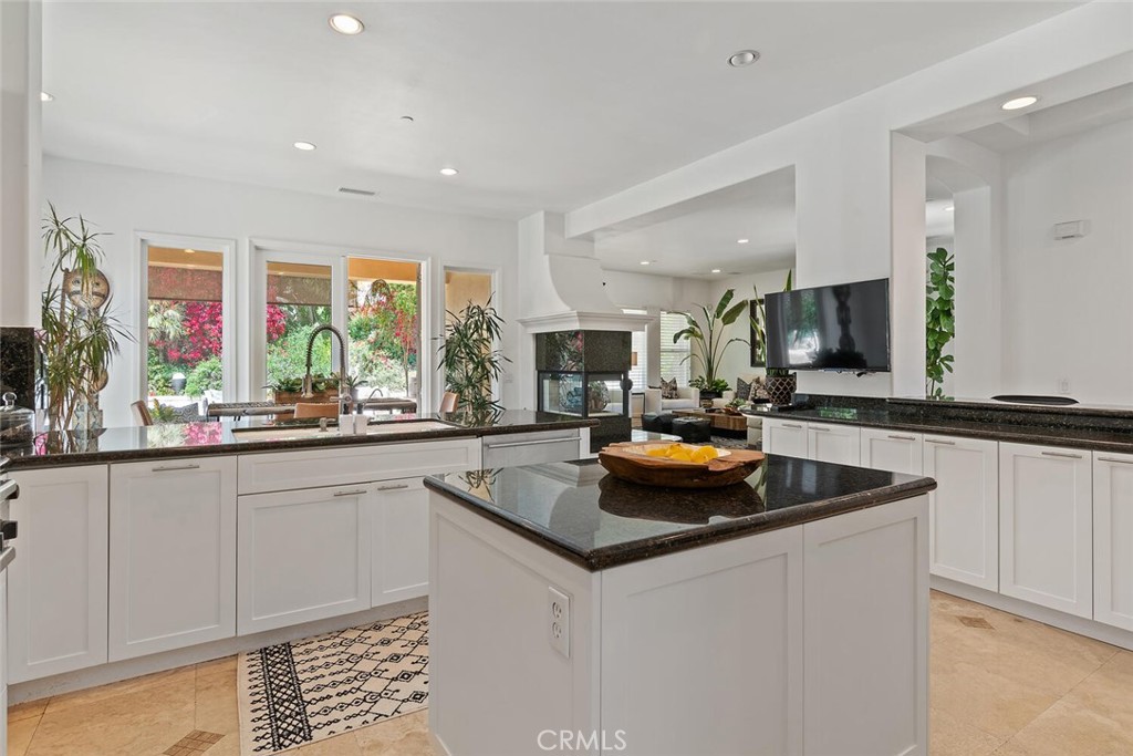 11823 Willard Avenue