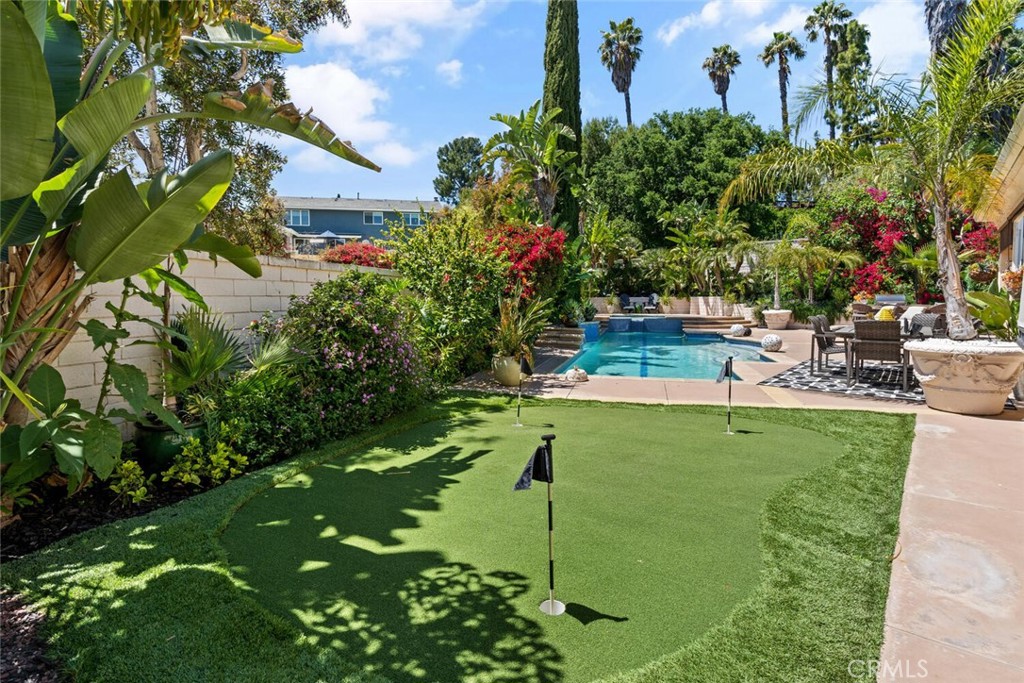 11823 Willard Avenue