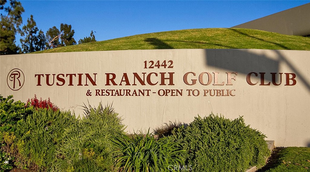 11823 Willard Avenue