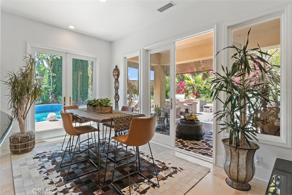 11823 Willard Avenue