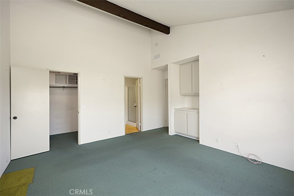 151 Avenida Adobe