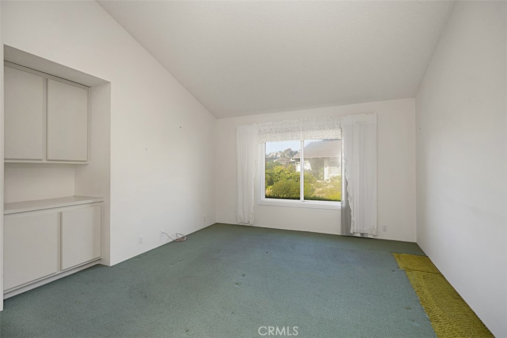 151 Avenida Adobe