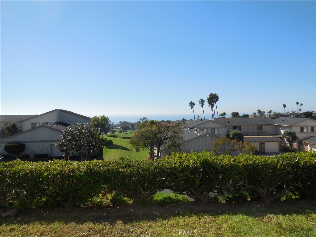 151 Avenida Adobe