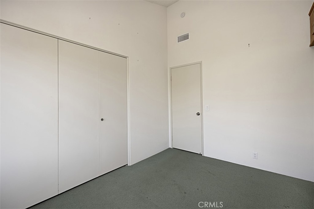 151 Avenida Adobe