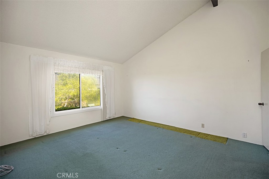 151 Avenida Adobe