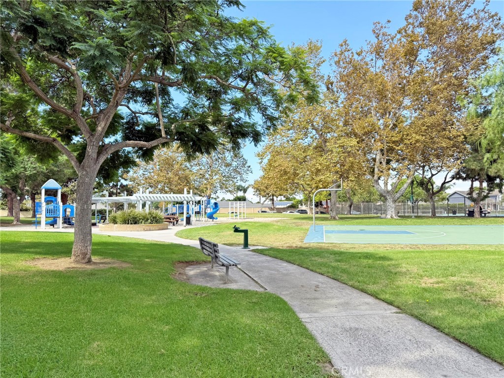 10200 Peregrine Circle