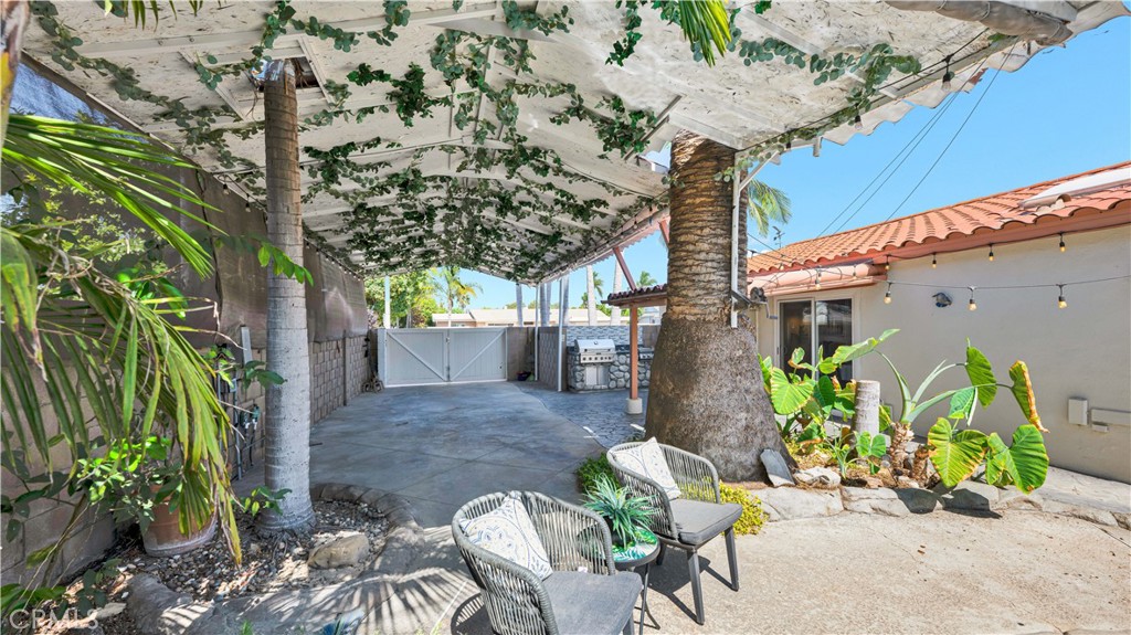 10200 Peregrine Circle