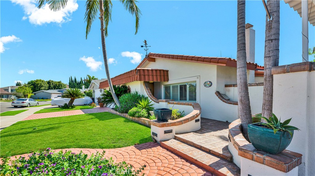 10200 Peregrine Circle