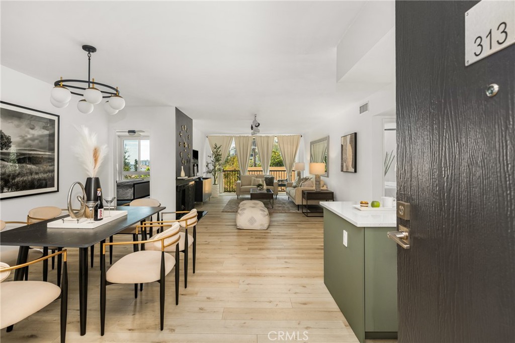 1351 N Crescent Heights Boulevard 313