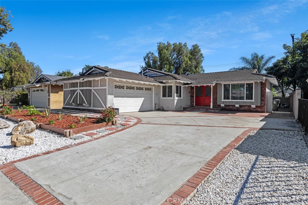 1704 1704 Mcevoy Lane