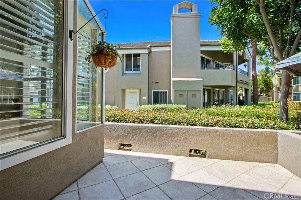 118 Baycrest Court