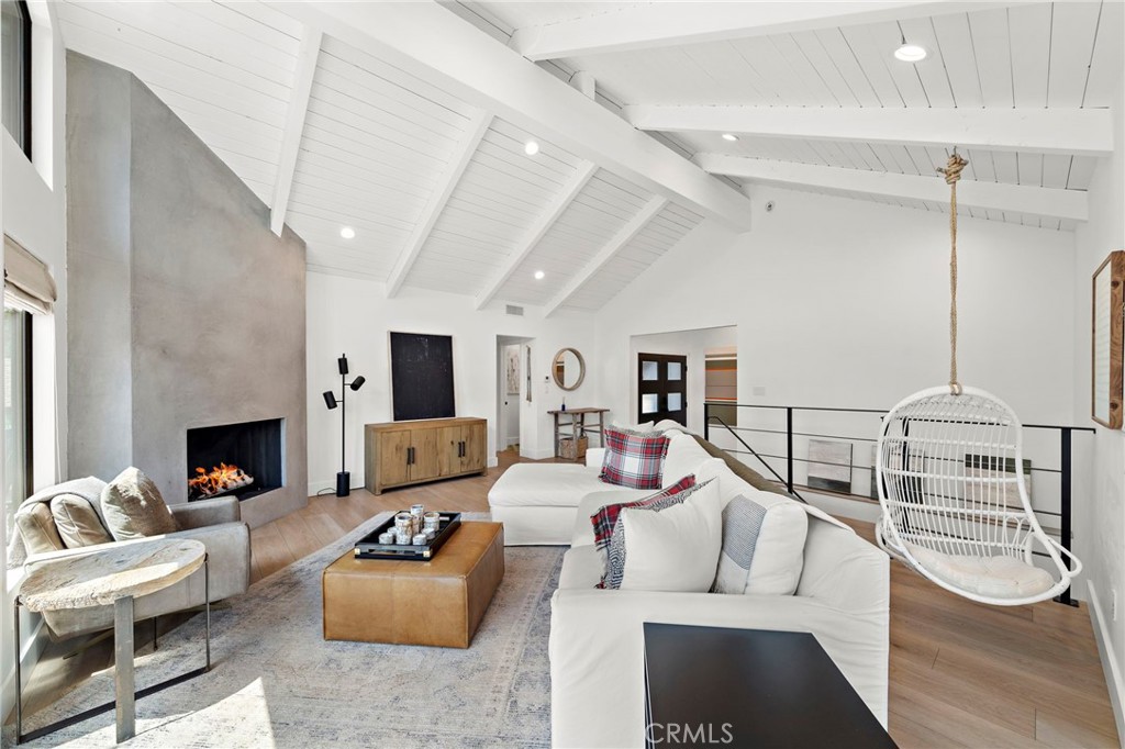 27561 North Bay