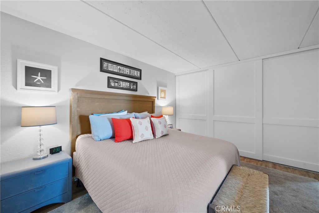 405 Avenida Granada 212