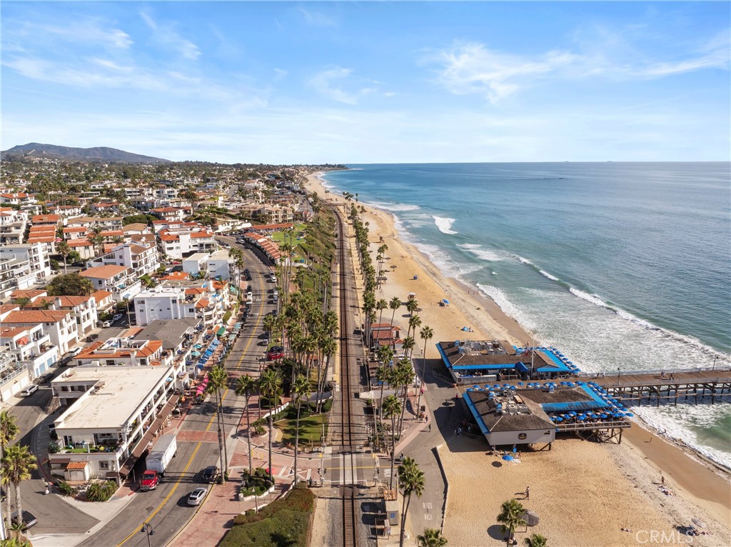 405 Avenida Granada 212