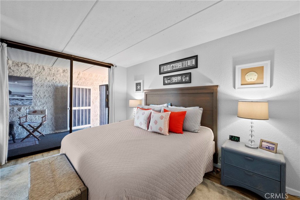 405 Avenida Granada 212