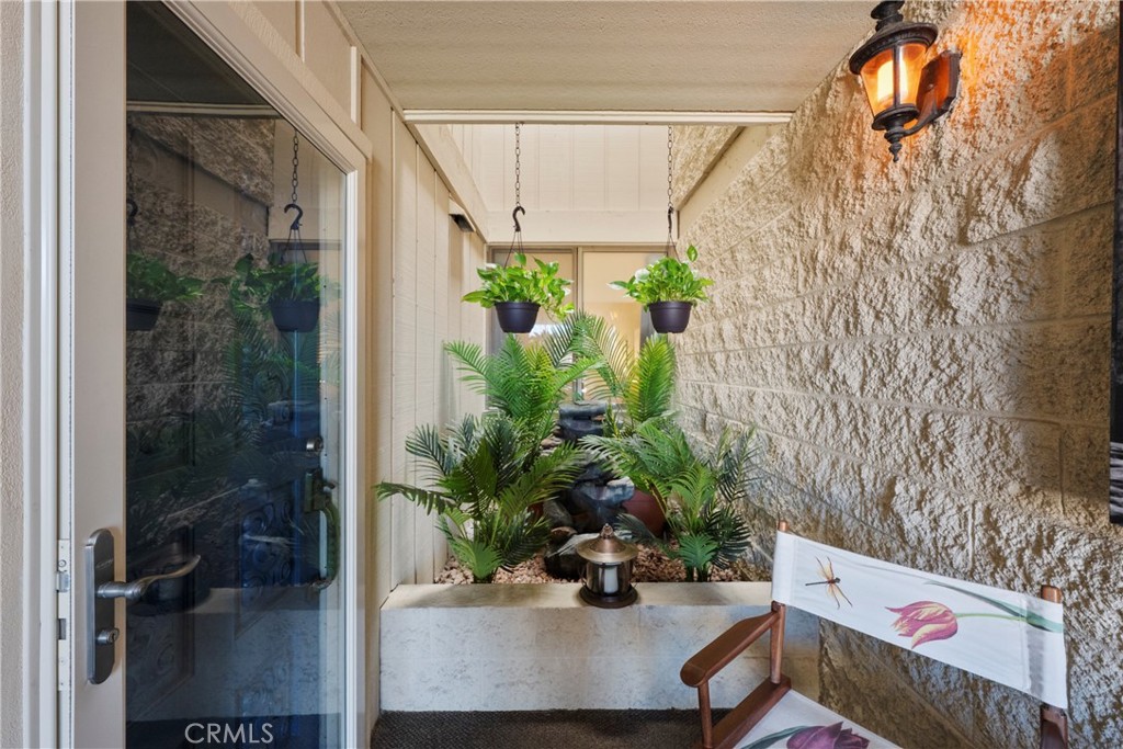 405 Avenida Granada 212