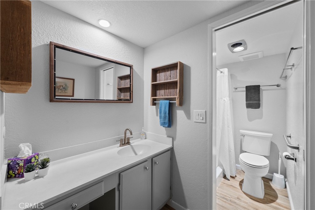 405 Avenida Granada 212