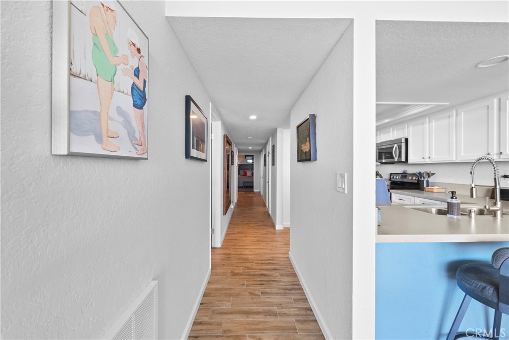 405 Avenida Granada 212