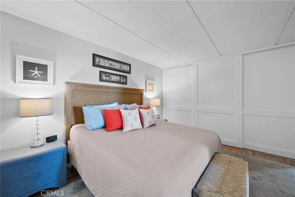 405 Avenida Granada 212