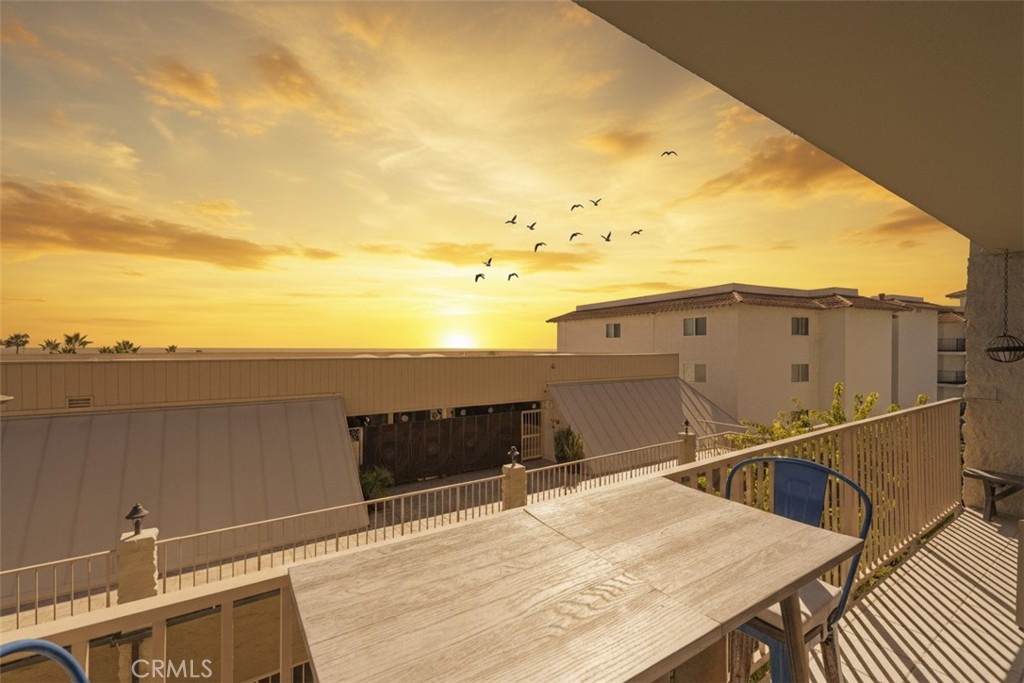 405 Avenida Granada 212