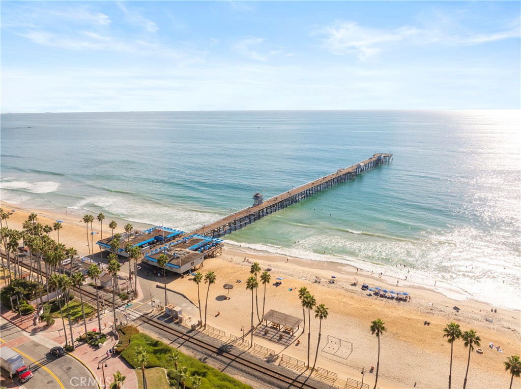 405 Avenida Granada 212