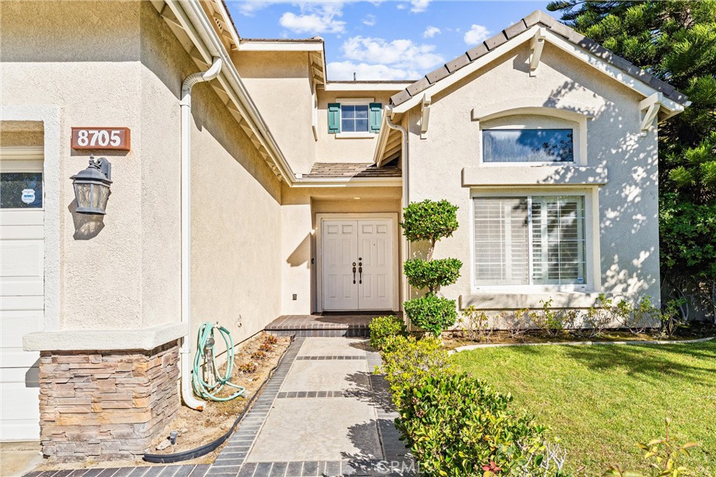 8705 E Running Springs