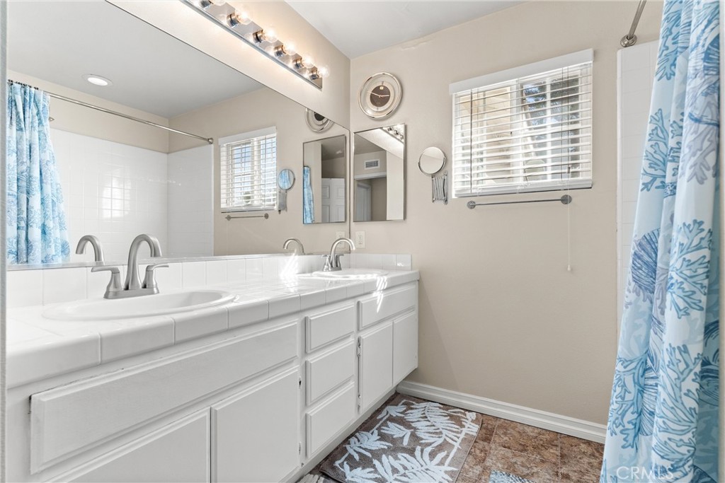 8705 E Running Springs